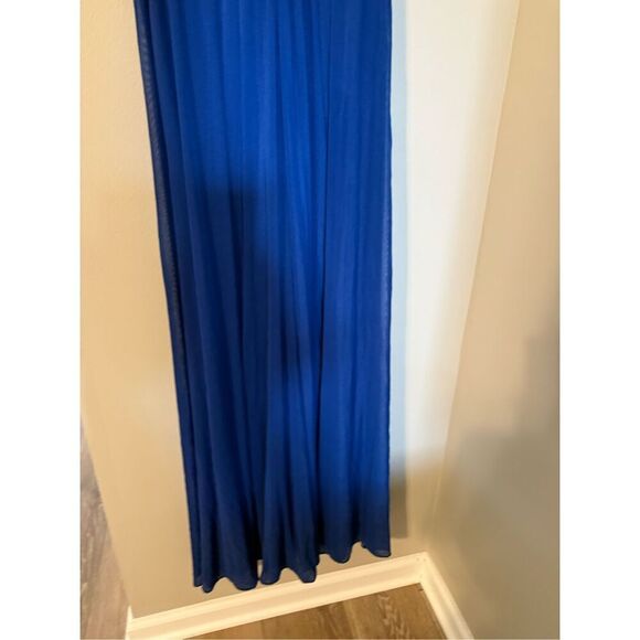 Cachet Size 8 Ruched Bodice Formal Maxi Gown Cobalt Blue With Silver Embroidery - Picture 9 of 10